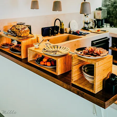 Zen Blue Mills Bed & Breakfast Koundouros