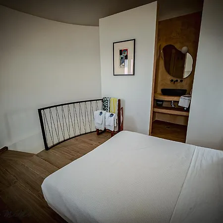 Zen Blue Mills Bed and breakfast Koundouros
