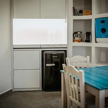 Zen Blue Mills Bed and Breakfast Κούνδουρος