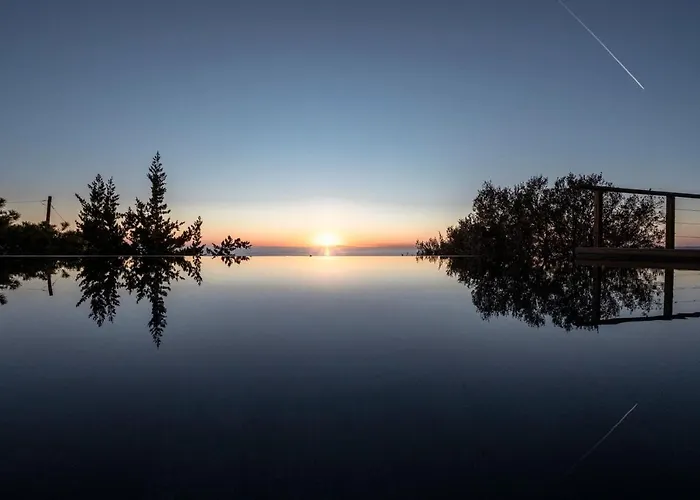 Couette-café Zen Blue Mills Koundouros